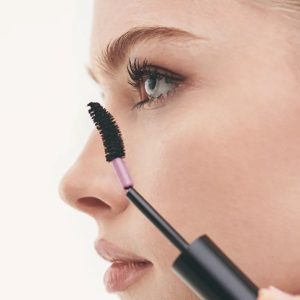 False Lashes Salon Lift 360 Bendable Mascara - Black