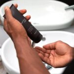 Men Purifying & Exfoliating Cleanser