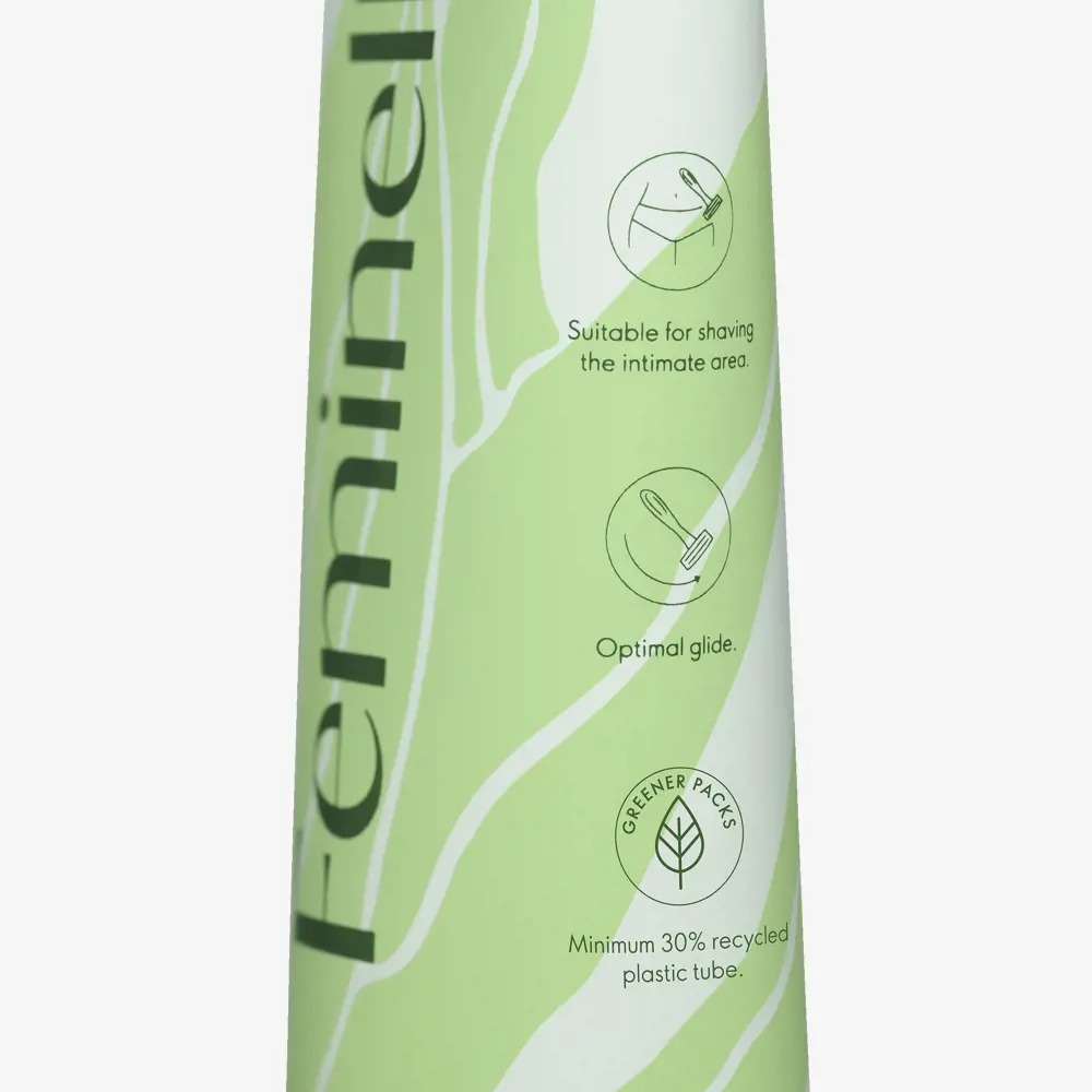 Smoothing Shaving Gel Containing Feminelle Aloe Vera