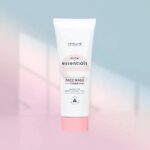 Glow Essentials E & B3 Vitamin Face Wash Foam
