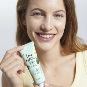 Love Nature Organic Aloe Vera and Pineapple Moisturizing Face Mask