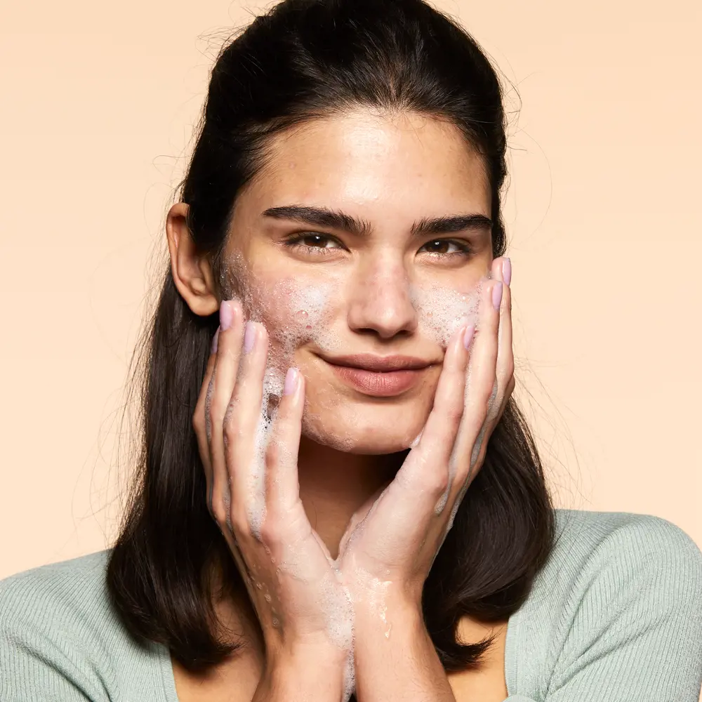 3-in-1 Clear-Out Clay Bar Cleanser