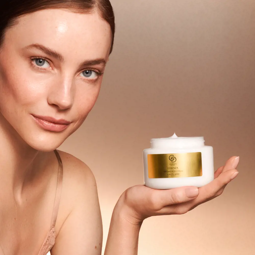 Giordani Gold Essenza Perfumed Body Cream