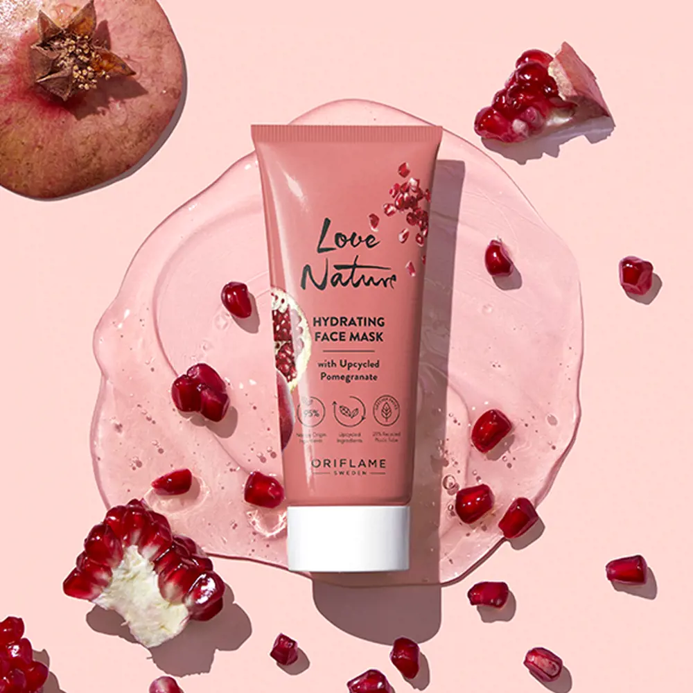 Hydrating Face Mask with Upcycled Pomegranate